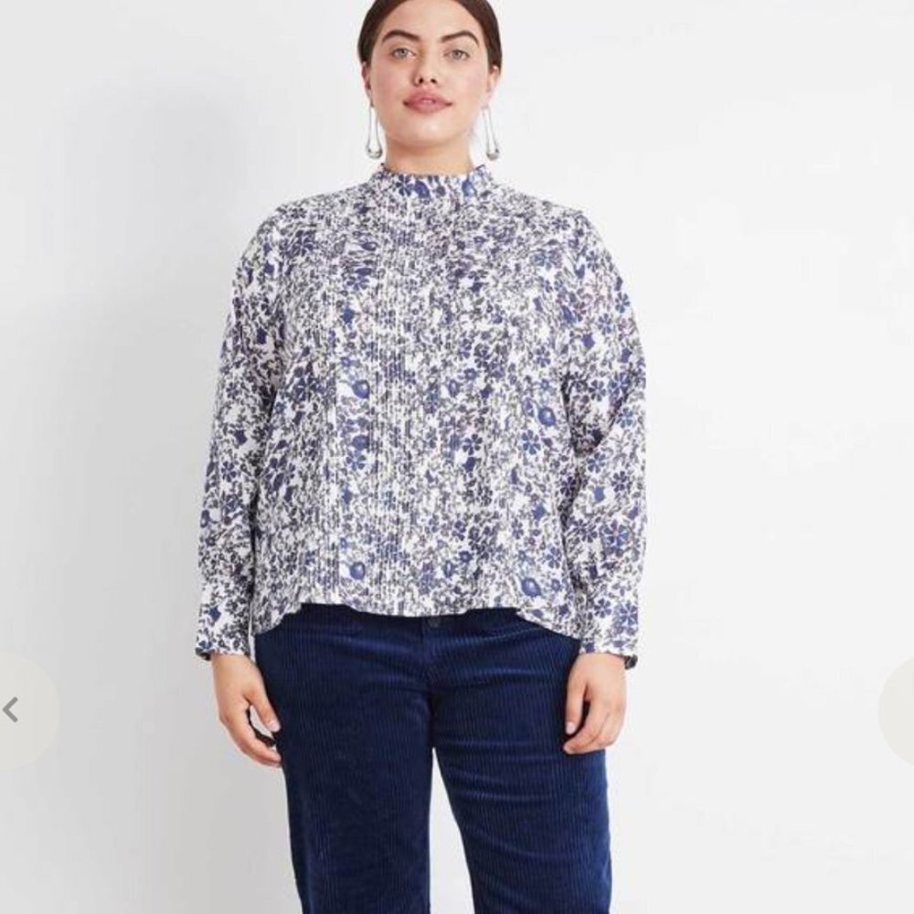 Apiece Apart Sez Pinktuck Silk Floral Print Long Sleeve Blouse White and Blue